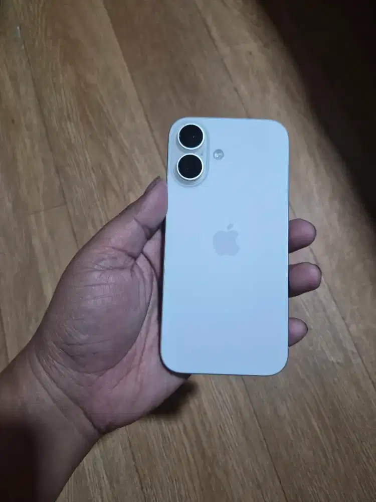 Iphone 16 128GB Basic Garansi ON