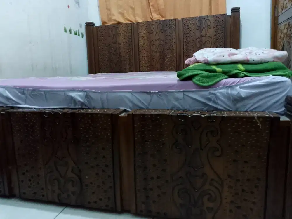 Dipan kayu jati Jepara minimalis & backdrop tv