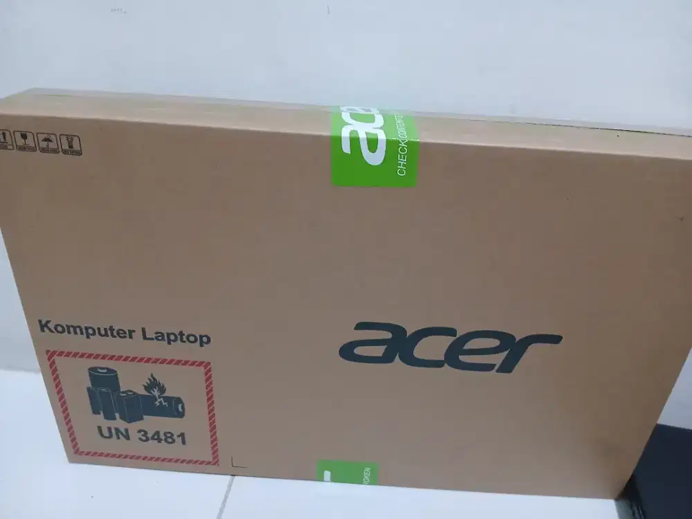 Acer Travel mate core i7