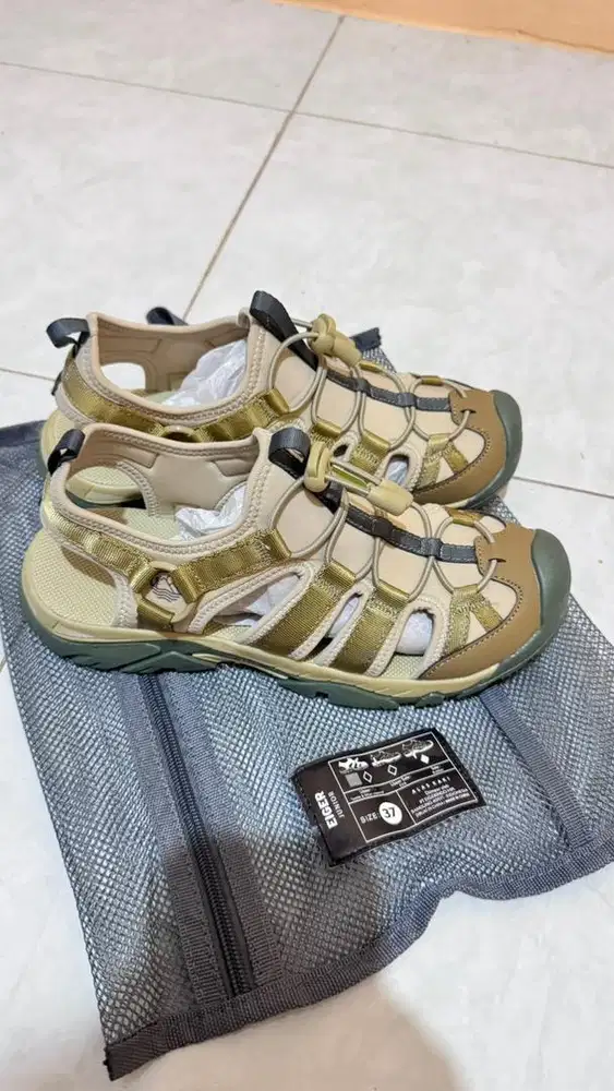 Moorland Eiger size 37