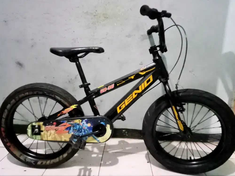 Dijual sepeda BMX merk GENIO ring 18 kondisi masih bagus Keker normal