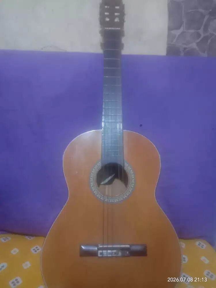 Gitar Klasik Nilon Murah - Cocok Buat Bahan Project / Restorasi