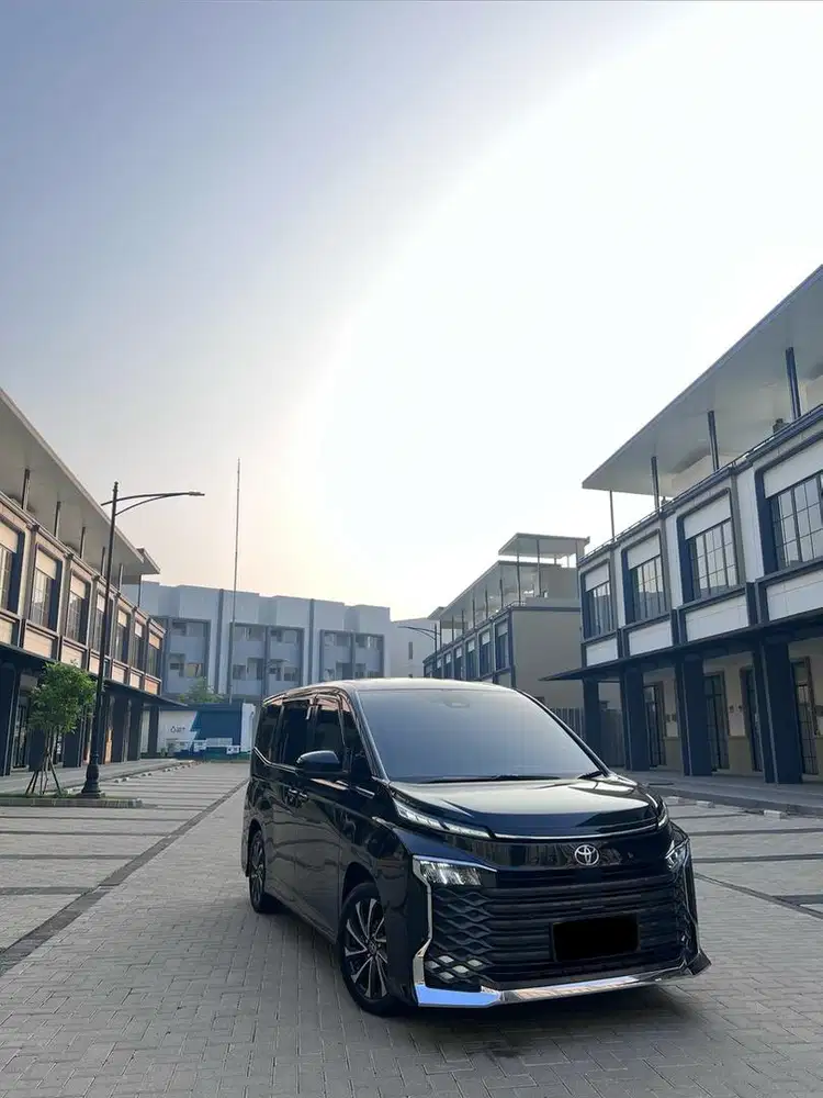 Toyota All New Voxy TSS 2022