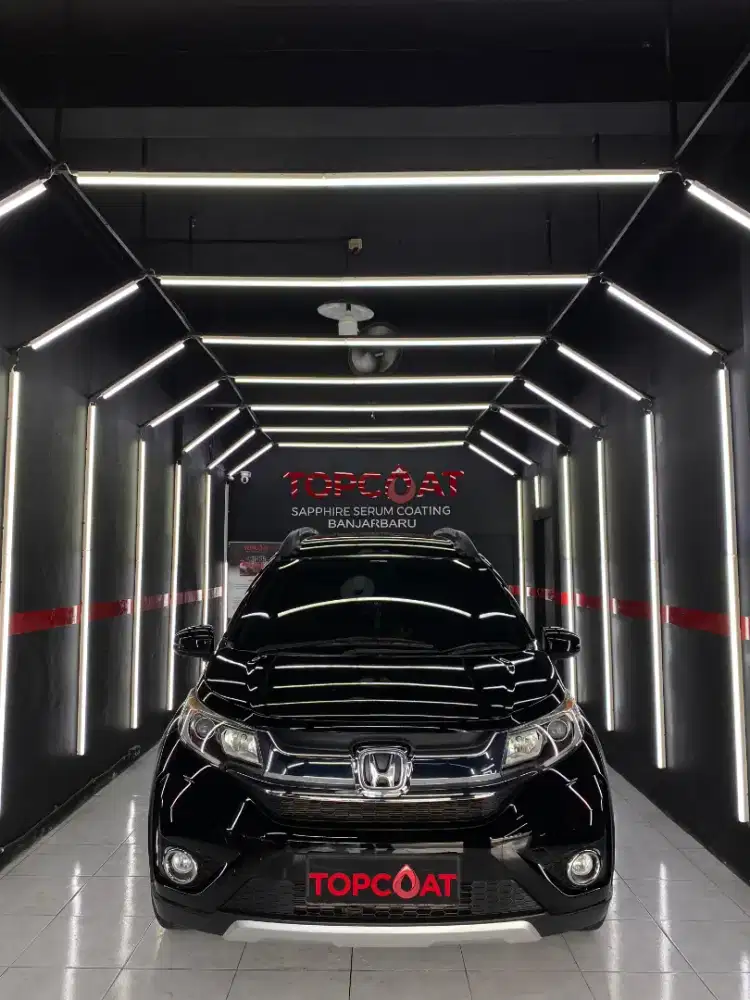 Honda BRV Hitam Metalik Matic