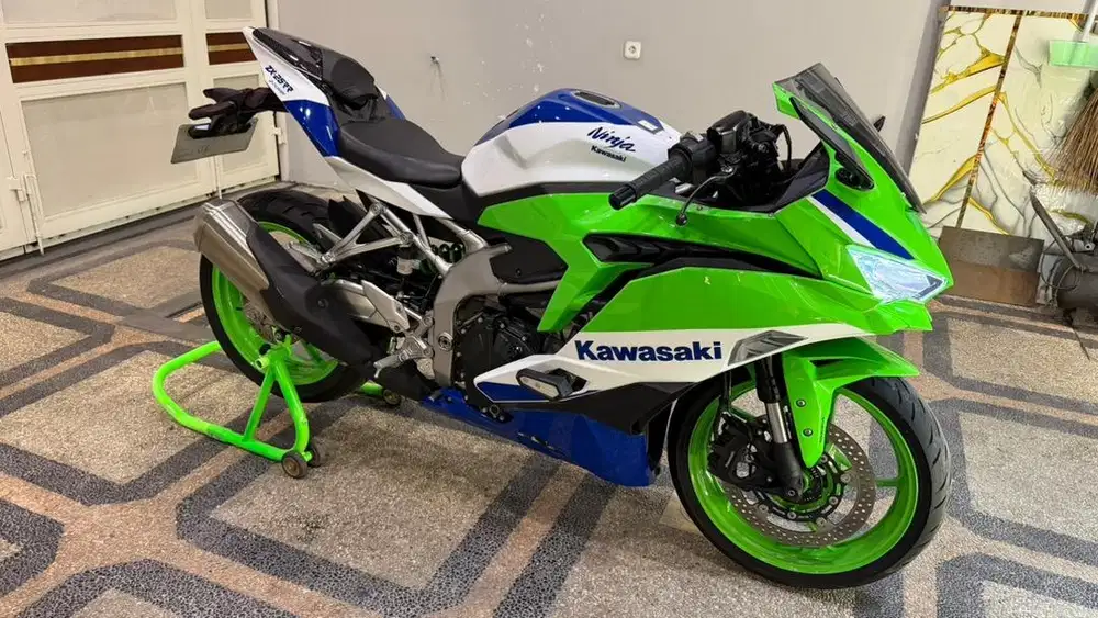 Kawasaki zx25 hijau 2024 anniversary 40th
