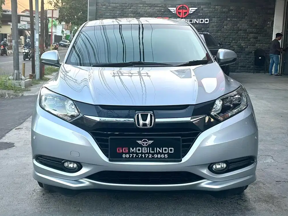 Honda HRV 1.8 RS Prestige Automatic Th 2016