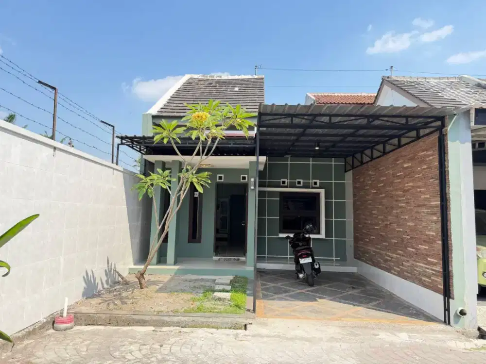 Rumah Bagus Cantik Siap Huni di Cluster Gentan