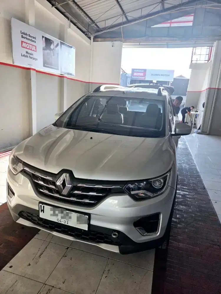 Dijual Cepat Renault Triber Plat W Jatim
