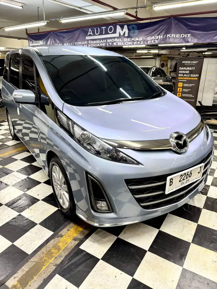 Mazda Biante 2.0 2012