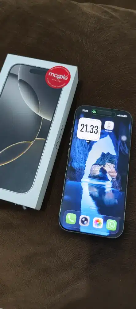 Iphone 16pro /128 like new