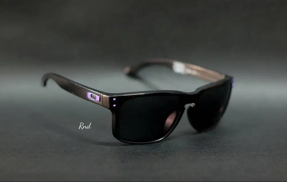 Kacamata original Oakley Holbrook Julian Wilson frame matte black