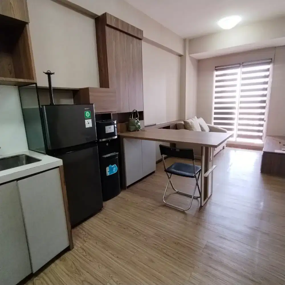 DiSewakan Apartemen Puri Parkview 2 BR Rapih Bersih