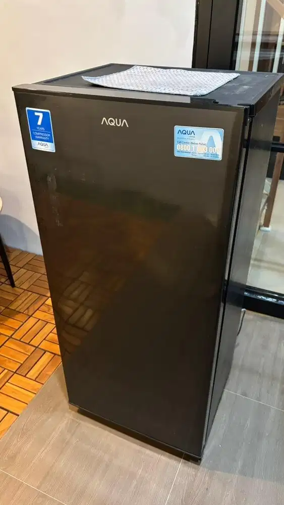 Jual Kulkas 1 pintu masih ada kartu garansi