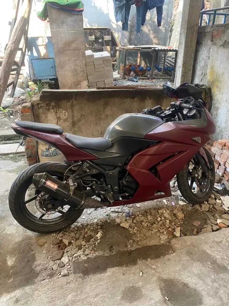 Niat Jual Motor Ninja 250