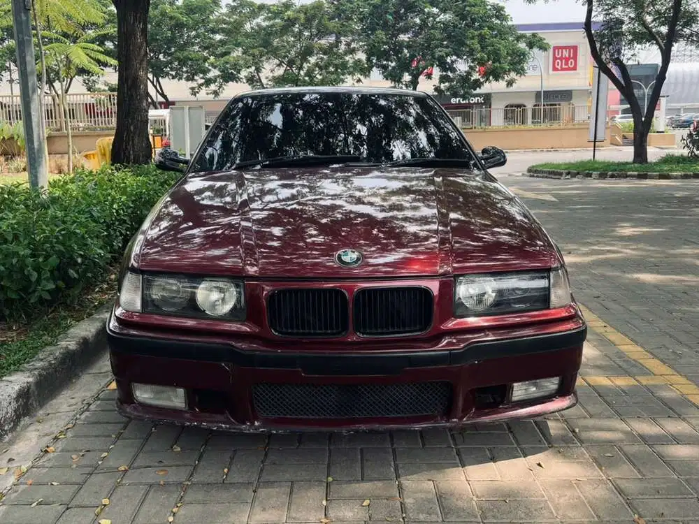 BMW E36 318i 1996 Bensin