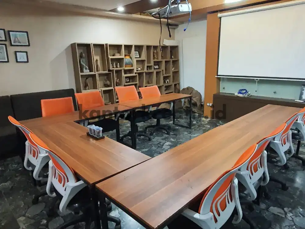 Disewakan Ruang Meeting Murah dan Terjangkau di Kemang