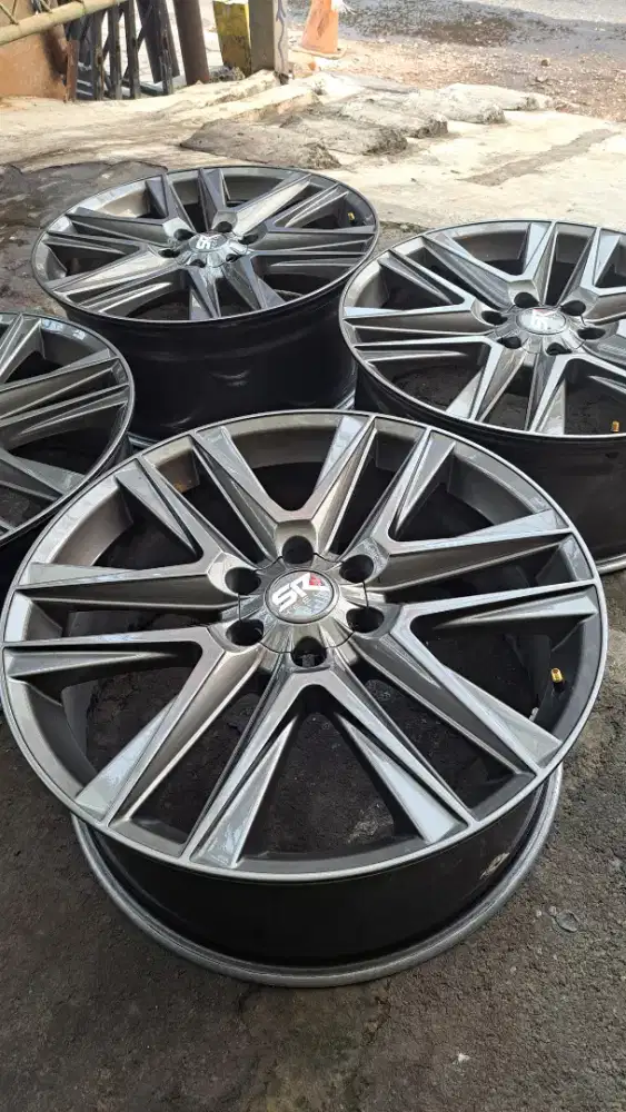 Velg r22 for prado fortuner pajero hilux triton strada land cruiser