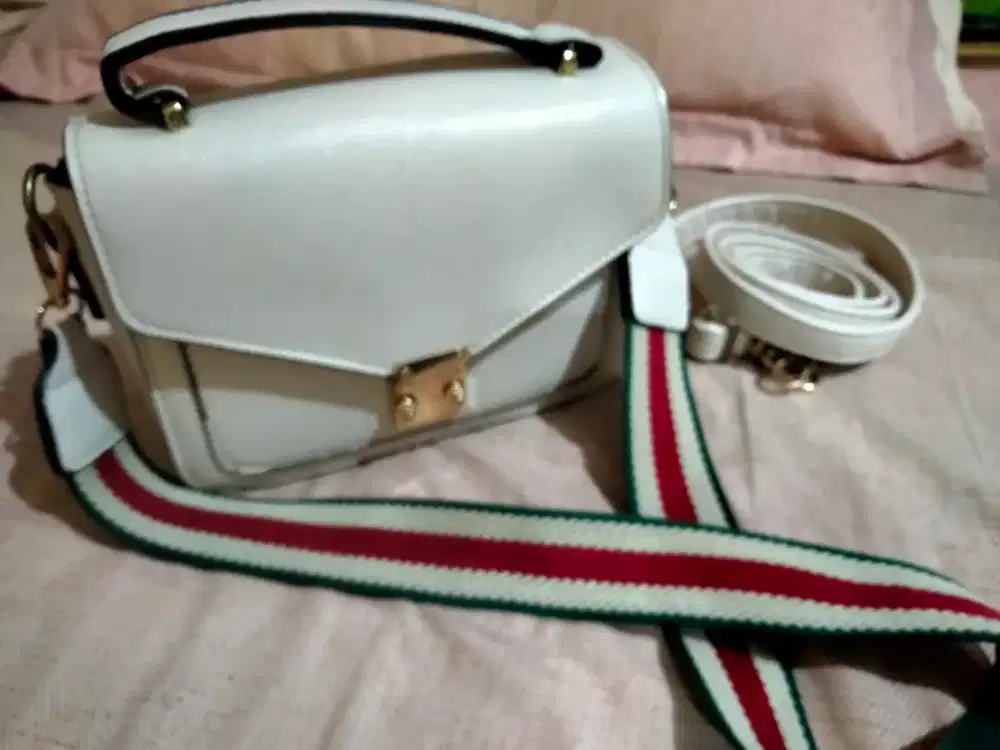 Jual cepat tas kecil premium mulus like new