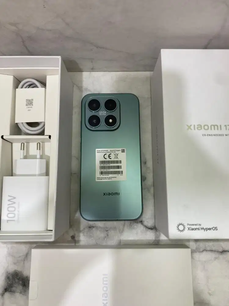 xioami 17 12/256 second resmi lengkap & original bawaan
