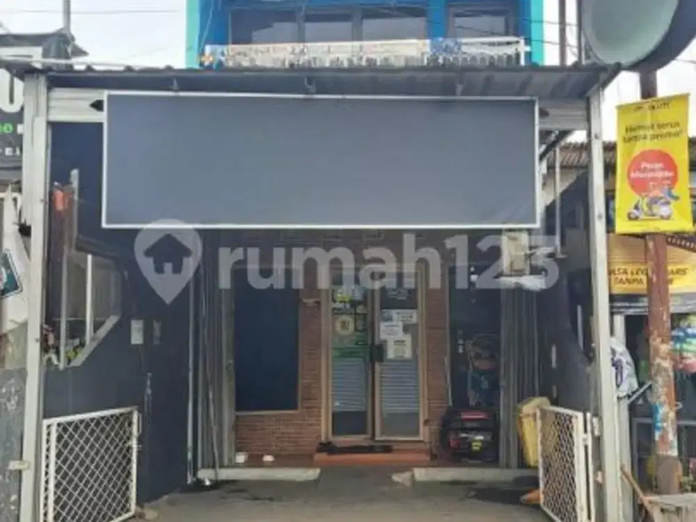 Ruko 1.5 Lantai Lokasi Strategis di Pinggir Jalan Raya Sangat Cocok untuk Usaha