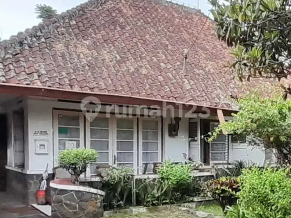 Rumah Riau Re Martadinata di Pusat Perkotaan Bandung Jawa Barat