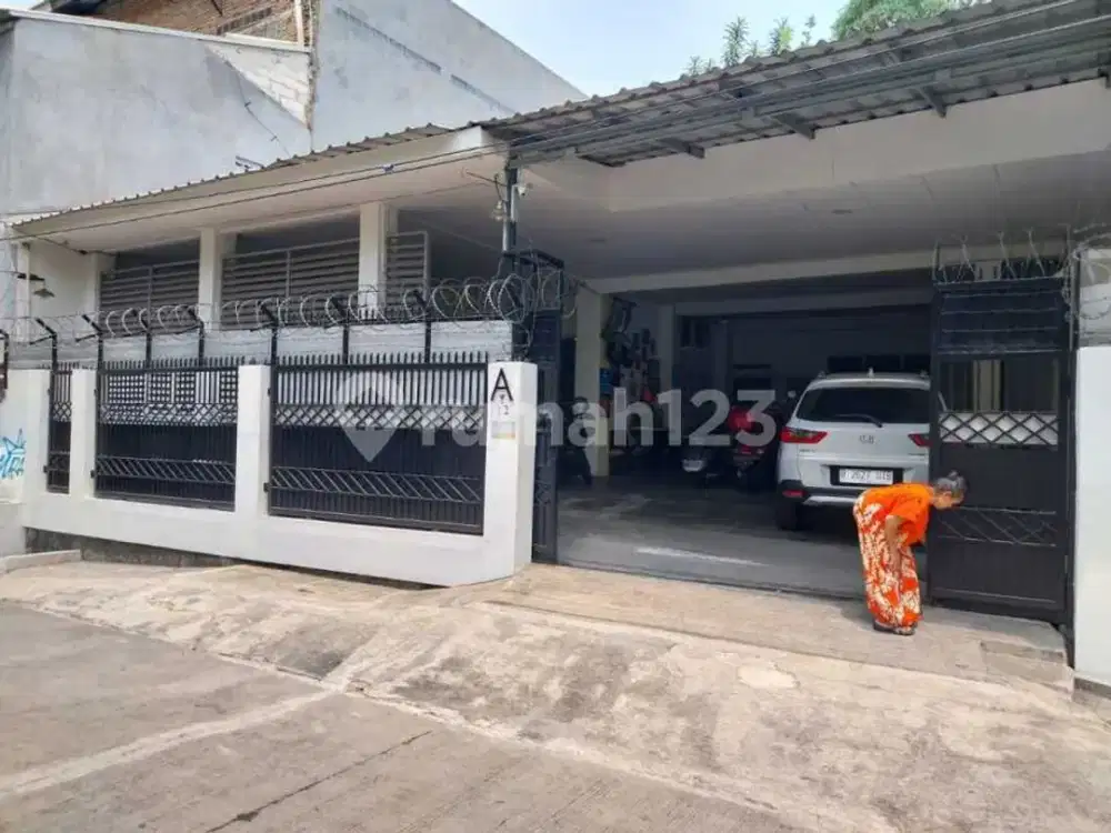 Rumah Murah Lokasi Strategis Di Petamburan Jakarta Pusat Cocok Untuk Investasi Dan Usaha