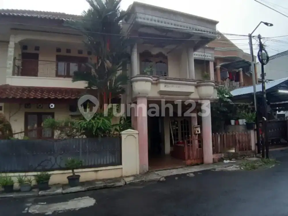 Rumah Cocok Untuk Investasi Lokasi Strategis Di Beji Depok Dijual Hitung Tanah