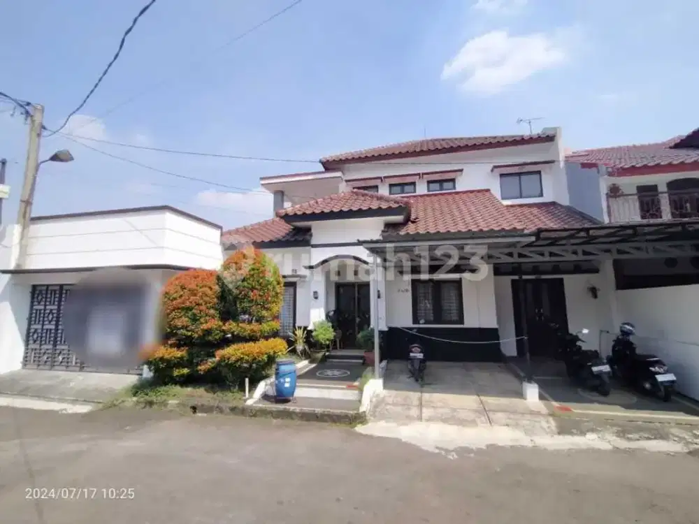 Rumah Bagus Luas Strategis dan Asri di Perumahan Beji Depok