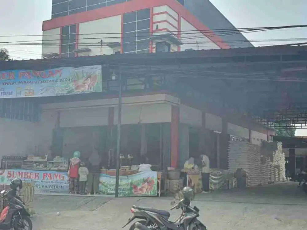 Ruko 2 lantai Cocok untuk Usaha Lokasi Strategis Di Jalan Utama Samaun Bakri, Serang Banten