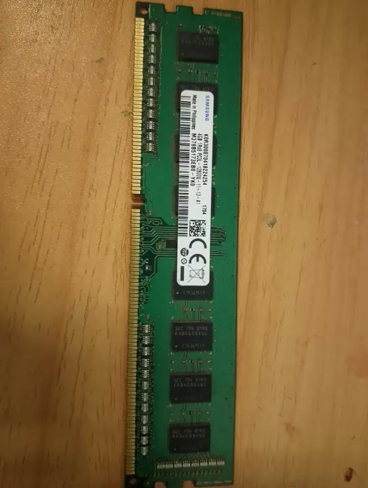 RAM DDR3 4GB merek Samsung