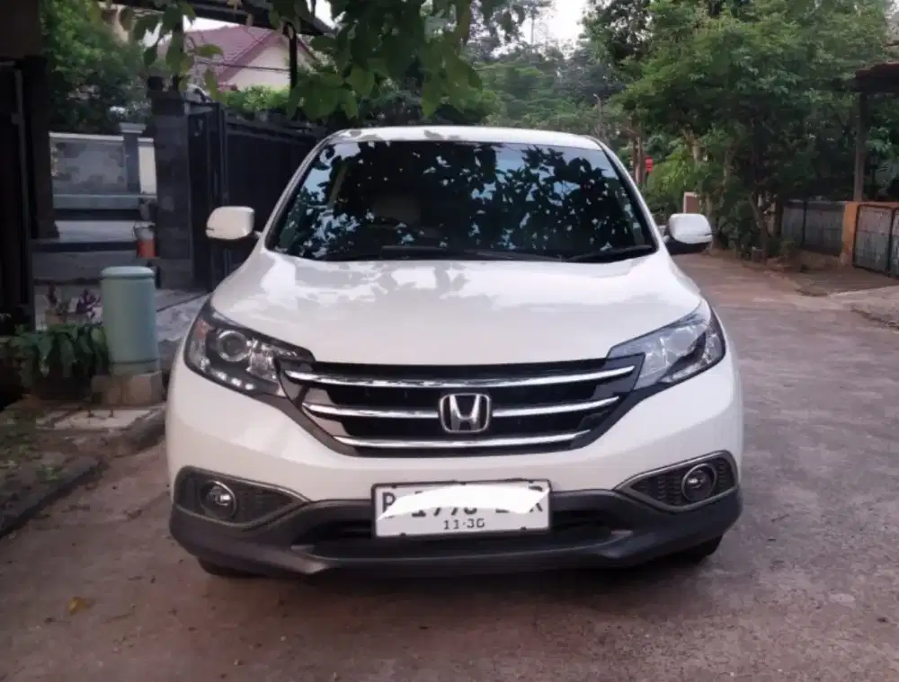 Honda CRV 2.0  Warna Putih. A/T Pribadi