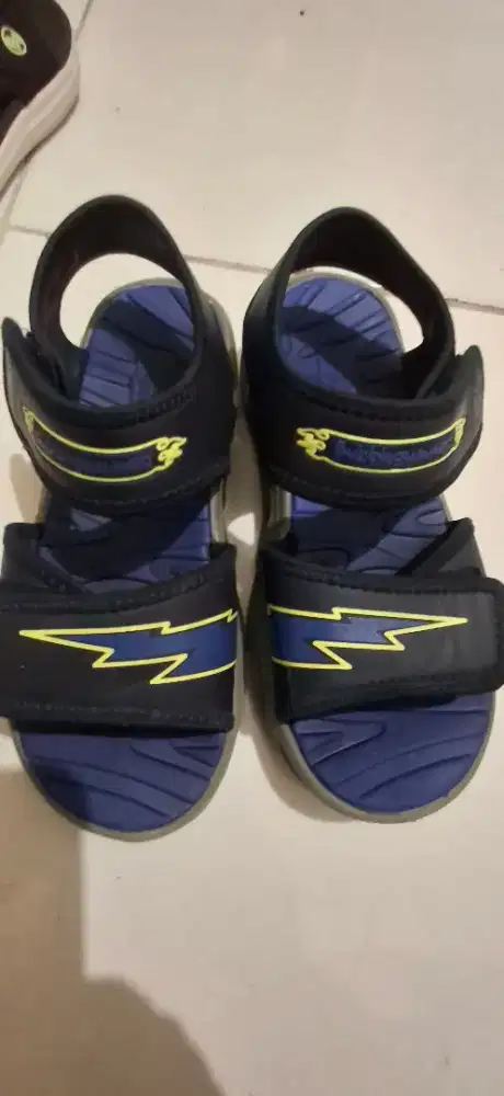 Sandal Anak brand bubblegummers ori dari Bata.