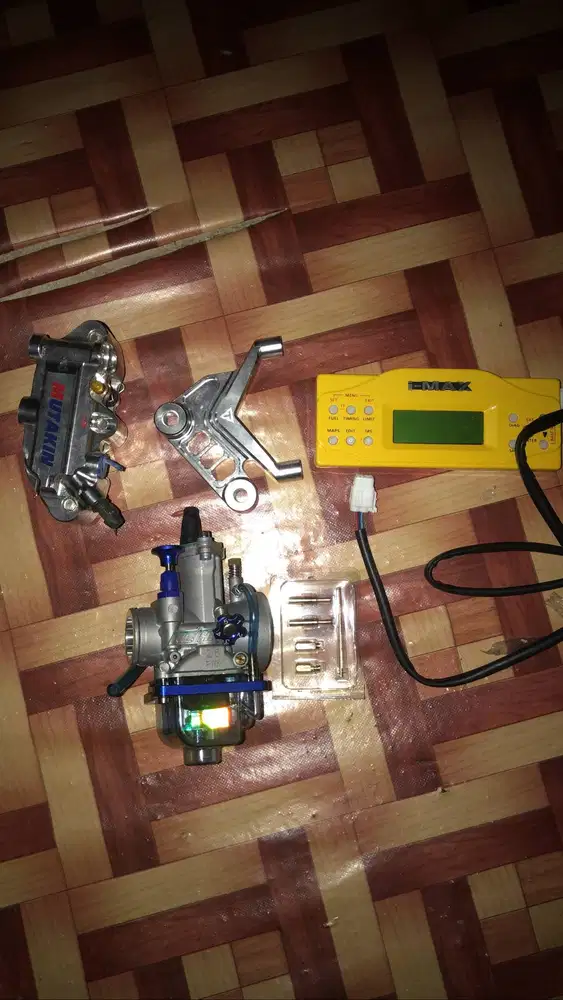 All item(commander imax 2 pro,karbu pwk 26, kaliper mutakin 4p,breket)