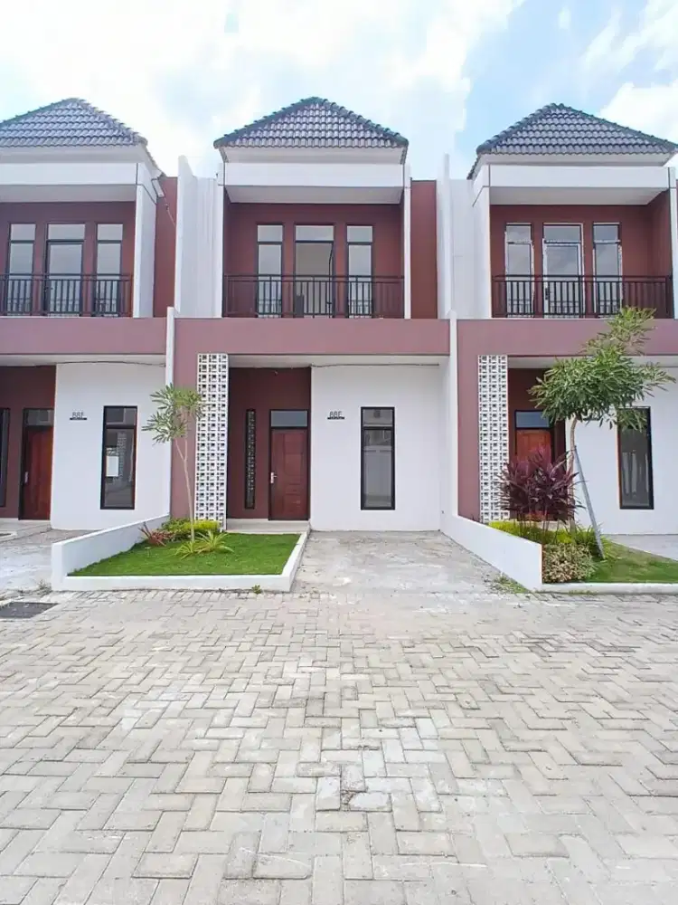 CLUSTER KARYA VILLE PINGGIR JALAN