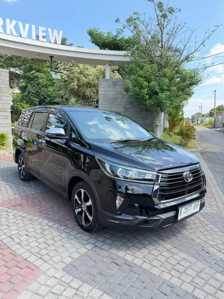 [LOW KM] Innova Venturer 2.4 Diesel AT 2022