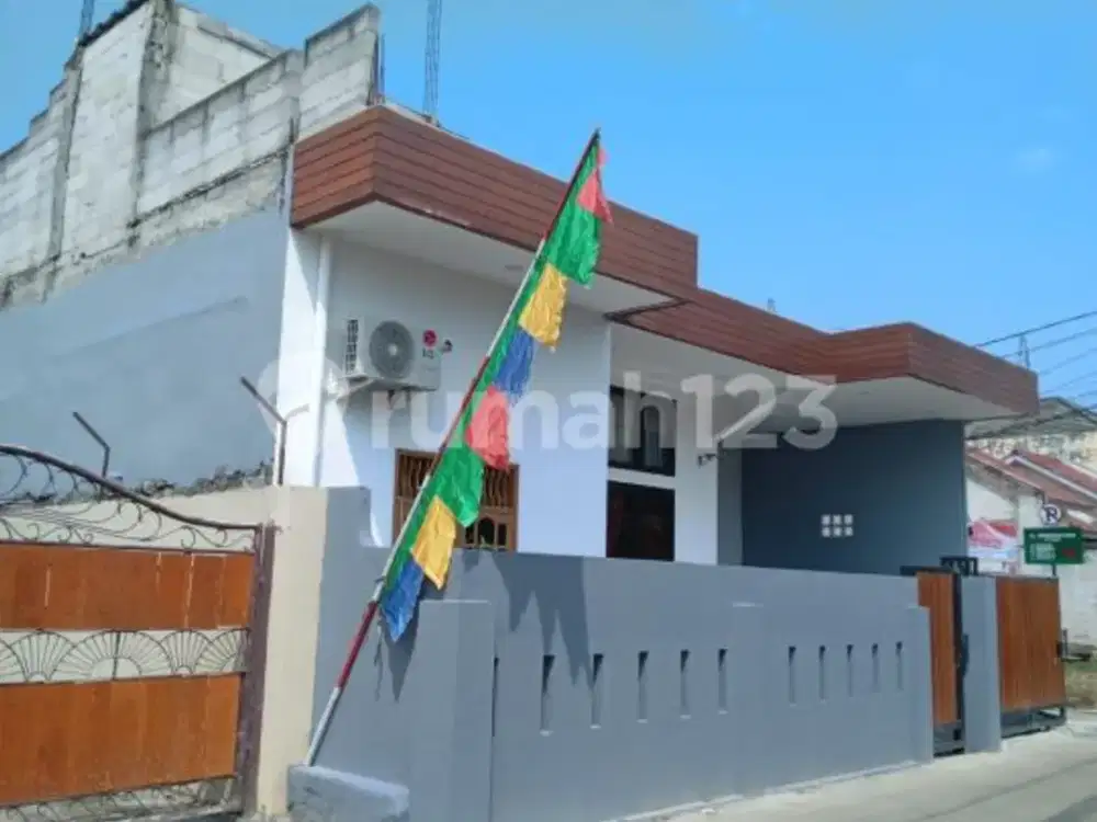 Rumah Bagus, Siap Huni, Pinggir Jalan, SHM, Pancoran Mas, Depok