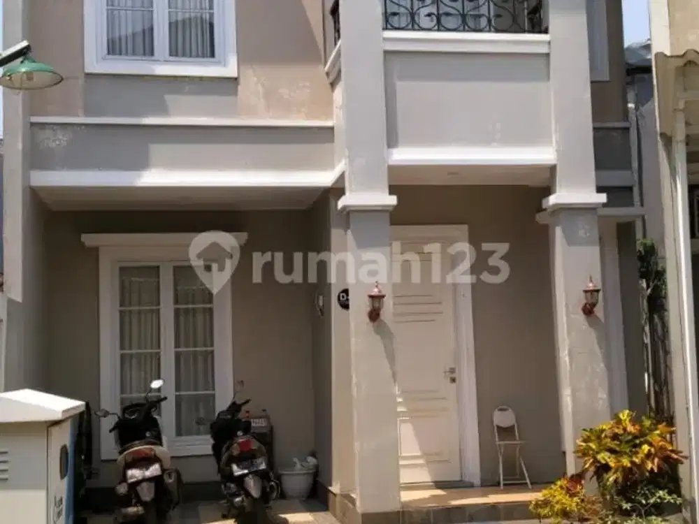 Rumah Bagus, Siap Huni, 2 LT, SHM, Dekat Tol Kukusan, Beji, Depok