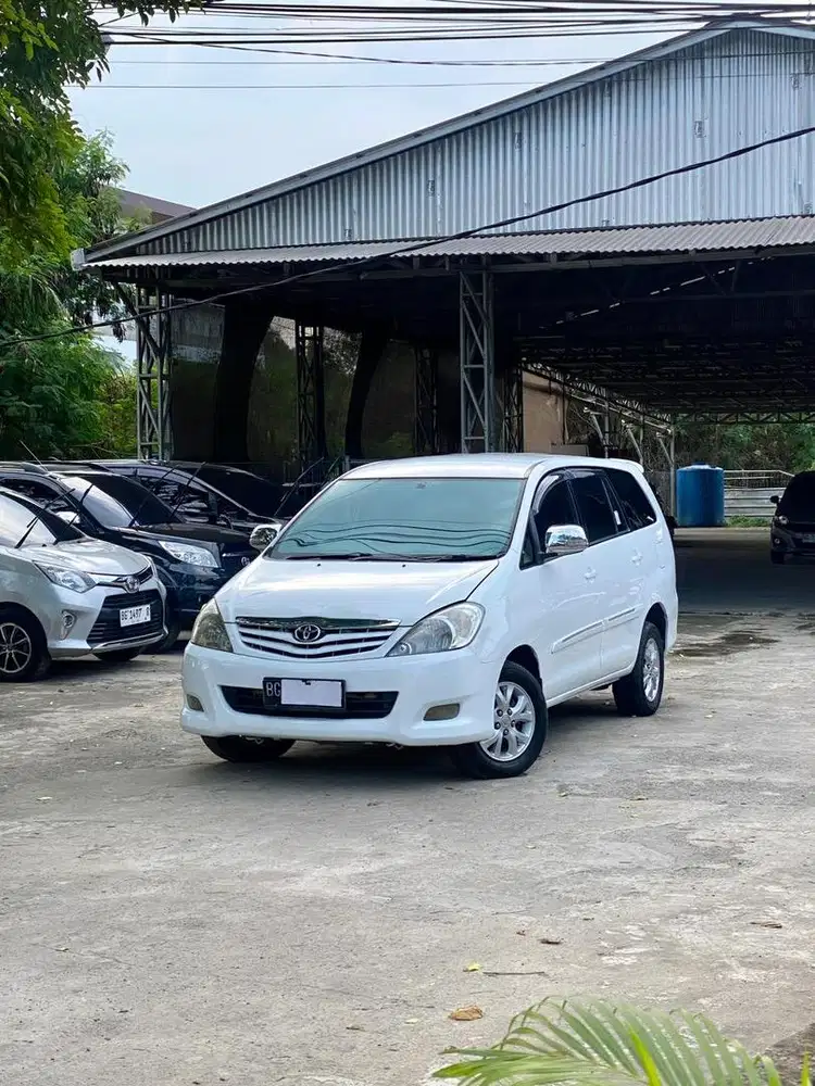 [KM 100rb ANTIK] Toyota Innova G Diesel Manual 2011 2012 solar