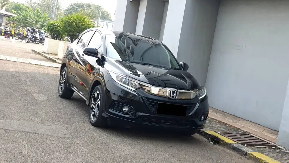[ ANTIK LOW KM ] Honda HRV HR-V HR V 1.5 E CVT AT 2021/2022