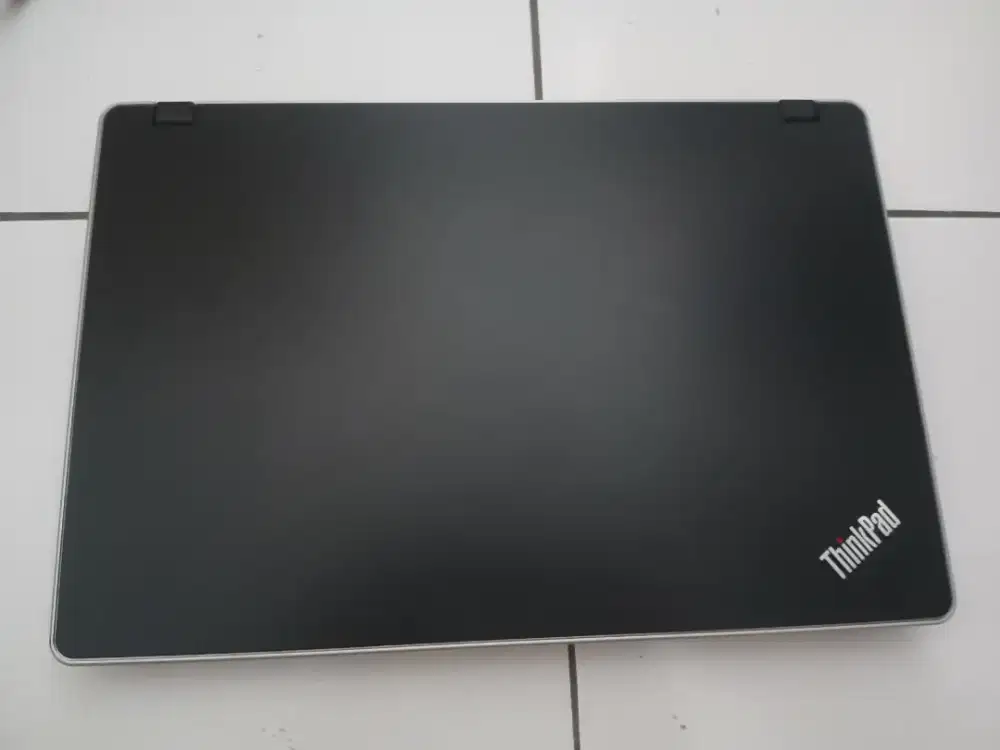 Lenovo Thinkpad edge core i3, Ram 6gb, Hdd 320gb