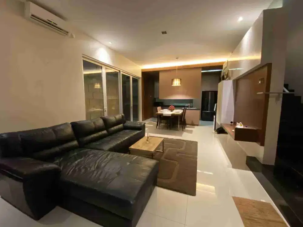 Rumah Manyar Permai uk 7x17 , 3+1 BR full furnish 5500w hadap selatan SHM