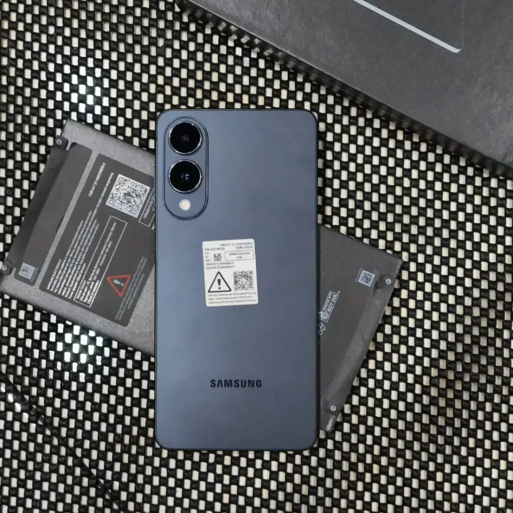 Samsung s25 edge 256GB resmi mulus