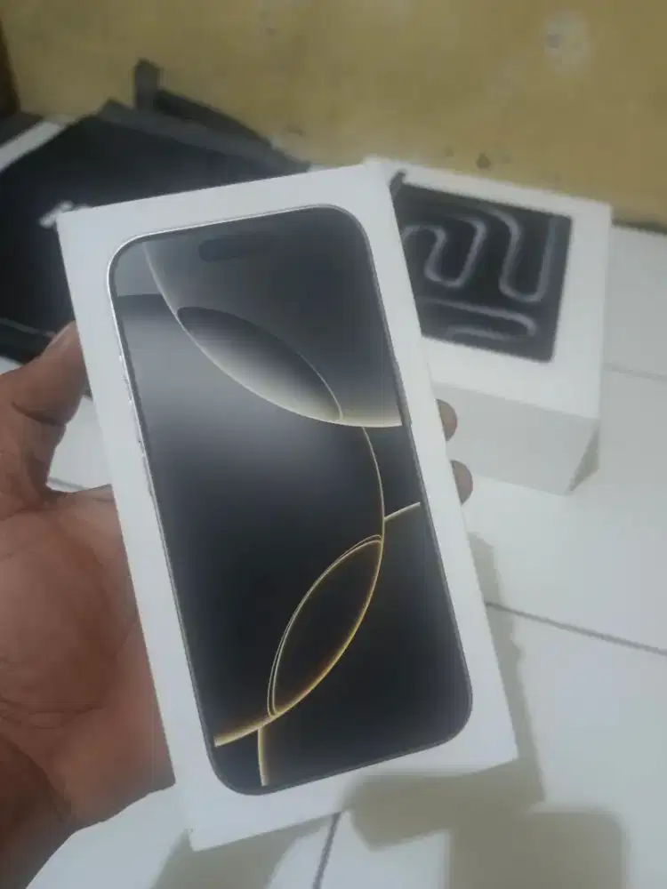 Iphone  16 pro 512 gb