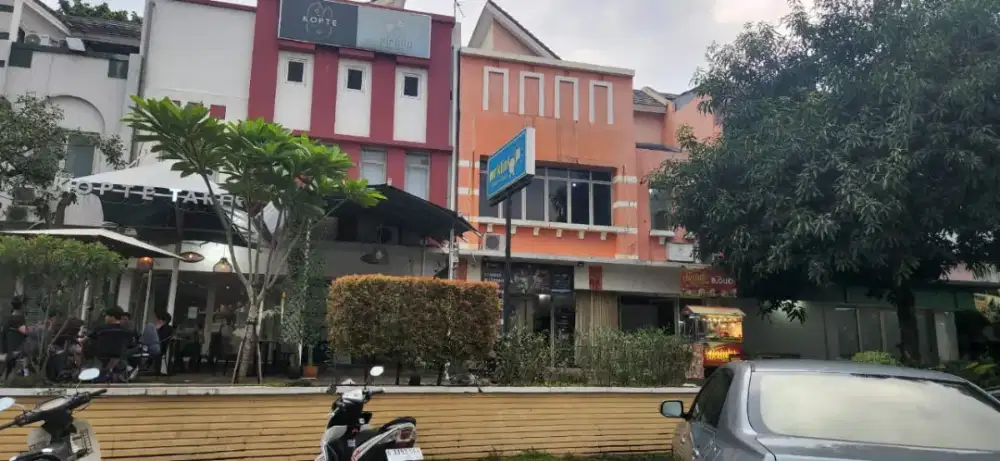 Rumah ruko di  delatinos BSD harga murah siap huni