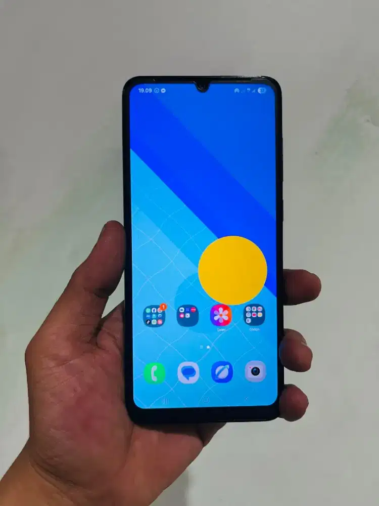 SAMSUNG A05 4+4/128GB