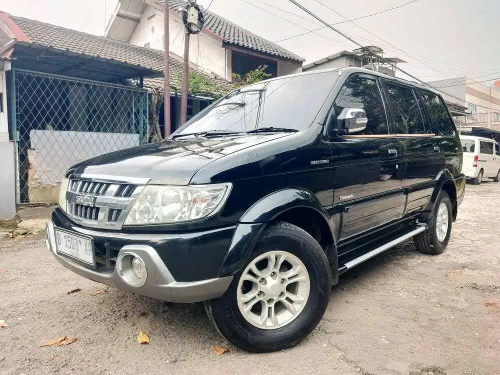 ISUZU PANTHER GRAND TOURING TURBO MANUAL 2014 MASIH SEHAT SIAP PAKAI