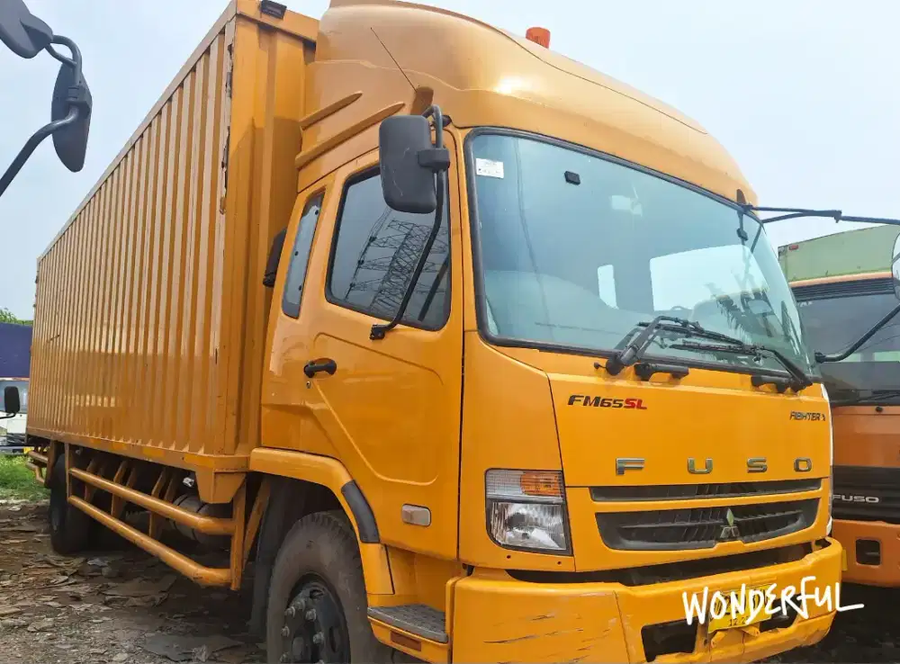 Mitsubishi Fuso Fighter X FM 65 SuperLong Box Long 8.6mtr Bio Solar