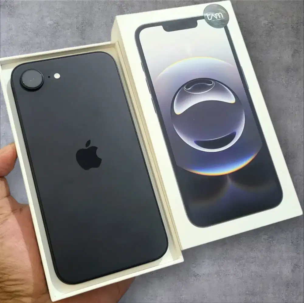 Iphone 16e 128 GB ibox Usia 2 Hari