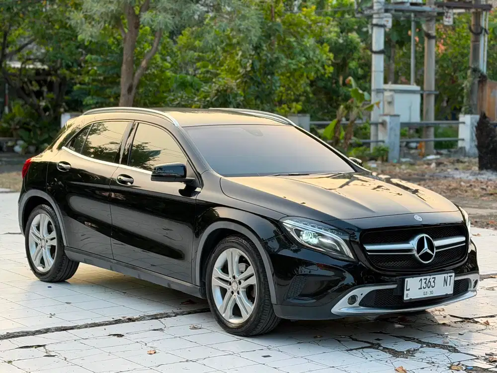 MERCEDES BENZ GLA 200 URBAN Matic 2014