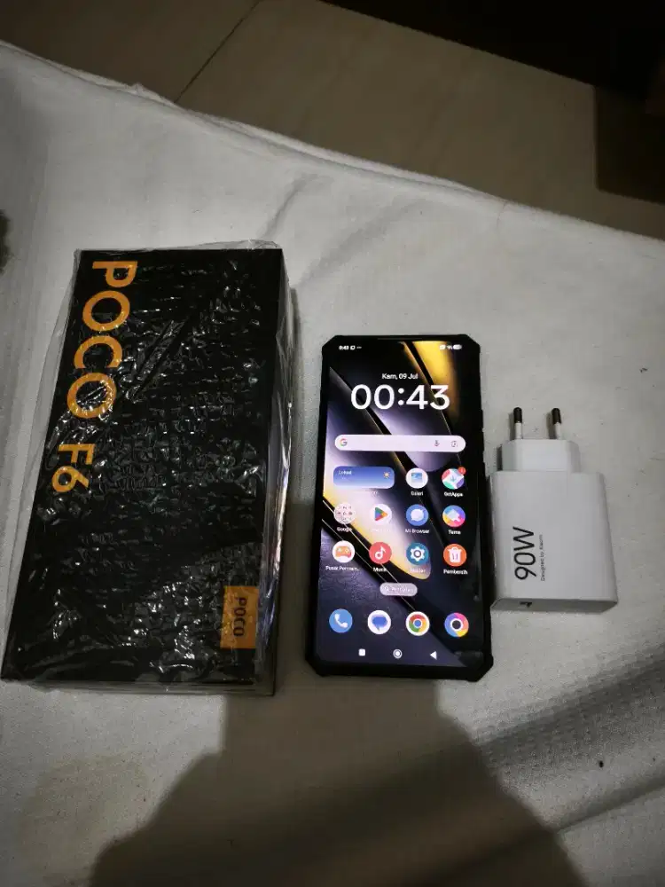 Poco F6 - 12 / 512 Gb Second Normal Fullset
